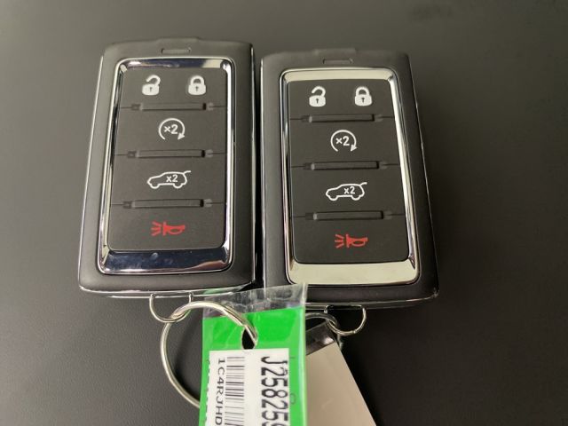 2025 Jeep Grand Cherokee Overland 2025 Jeep Grand Cherokee Overland