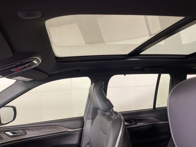 2025 Jeep Grand Cherokee Overland 2025 Jeep Grand Cherokee Overland