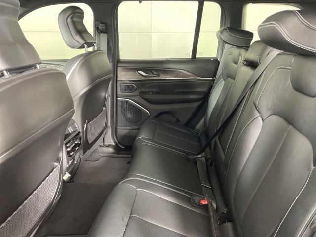 2025 Jeep Grand Cherokee Overland 2025 Jeep Grand Cherokee Overland