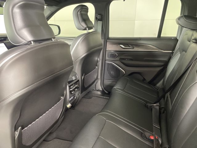 2025 Jeep Grand Cherokee Overland 2025 Jeep Grand Cherokee Overland