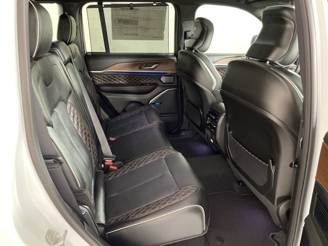 2025 Jeep Grand Cherokee Summit 2025 Jeep Grand Cherokee Summit