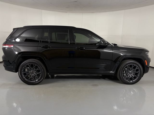 2025 Jeep Grand Cherokee Summit 2025 Jeep Grand Cherokee Summit