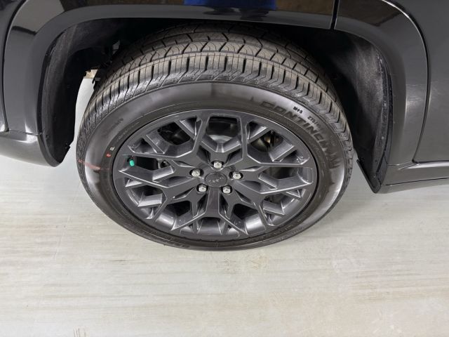 2025 Jeep Grand Cherokee Summit 2025 Jeep Grand Cherokee Summit