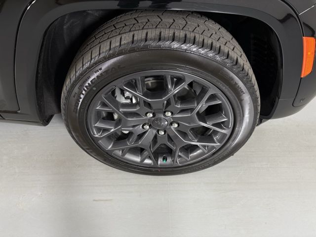 2025 Jeep Grand Cherokee Summit 2025 Jeep Grand Cherokee Summit