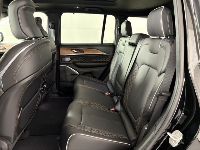 2025 Jeep Grand Cherokee Summit 2025 Jeep Grand Cherokee Summit