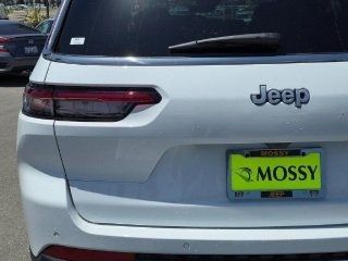 2025 Jeep Grand Cherokee L Laredo 2025 Jeep Grand Cherokee L Laredo