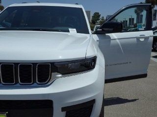 2025 Jeep Grand Cherokee L Laredo 2025 Jeep Grand Cherokee L Laredo