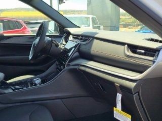 2025 Jeep Grand Cherokee L Laredo 2025 Jeep Grand Cherokee L Laredo