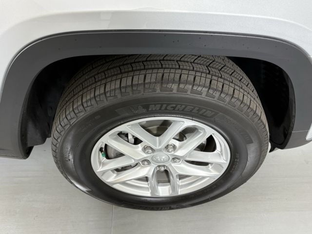 2025 Jeep Grand Cherokee L Laredo 2025 Jeep Grand Cherokee L Laredo