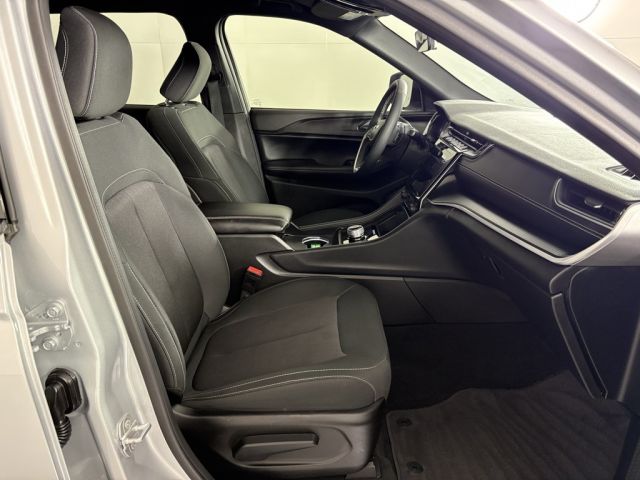 2025 Jeep Grand Cherokee L Laredo 2025 Jeep Grand Cherokee L Laredo