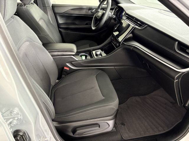 2025 Jeep Grand Cherokee L Laredo 2025 Jeep Grand Cherokee L Laredo