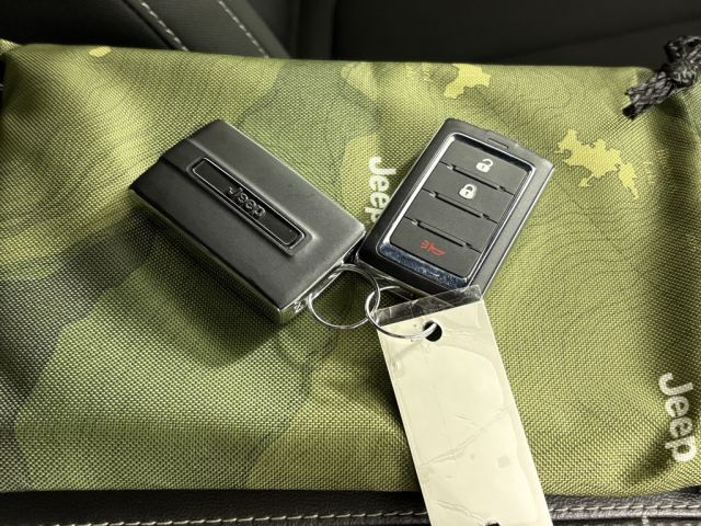 2025 Jeep Grand Cherokee L Laredo 2025 Jeep Grand Cherokee L Laredo