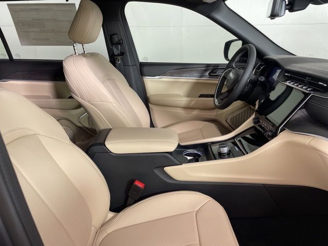 2025 Jeep Grand Cherokee L Limited 2025 Jeep Grand Cherokee L Limited