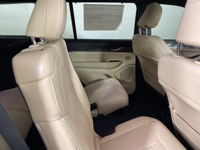 2025 Jeep Grand Cherokee L Limited 2025 Jeep Grand Cherokee L Limited