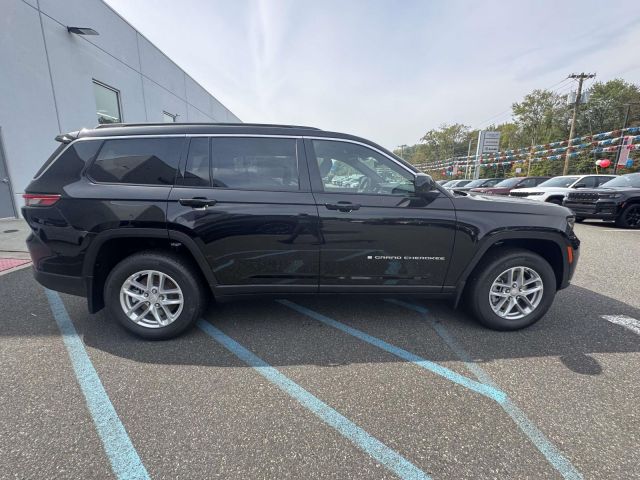 2025 Jeep Grand Cherokee L Laredo X 4x4