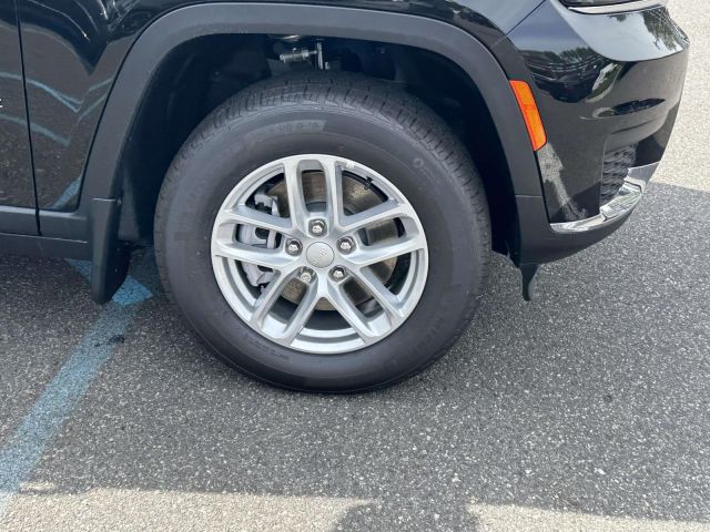 2025 Jeep Grand Cherokee L Laredo X 4x4