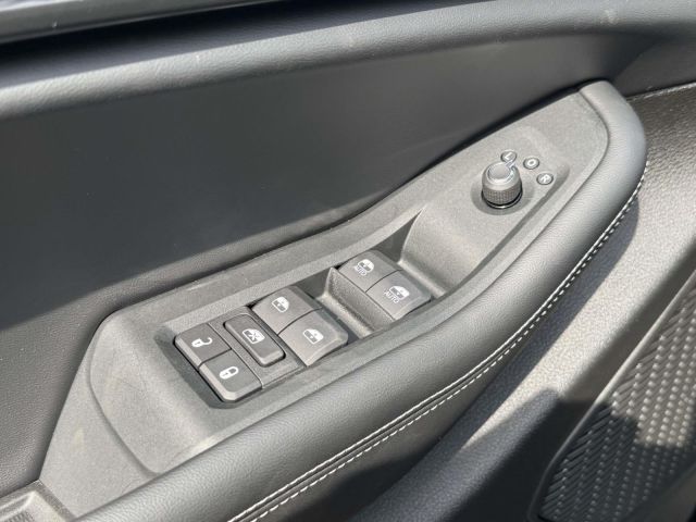 2025 Jeep Grand Cherokee L Laredo X 4x4