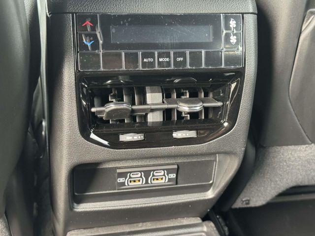 2025 Jeep Grand Cherokee L Laredo X 4x4