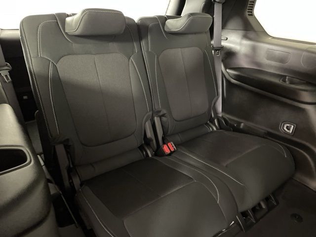 2025 Jeep Grand Cherokee L Laredo 2025 Jeep Grand Cherokee L Laredo