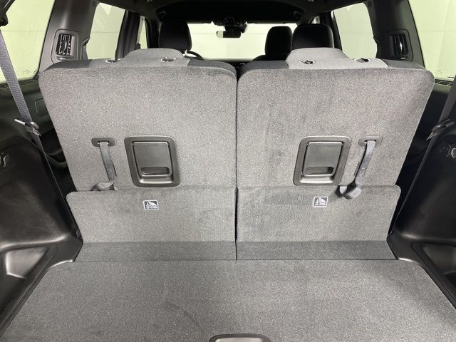 2025 Jeep Grand Cherokee L Laredo 2025 Jeep Grand Cherokee L Laredo