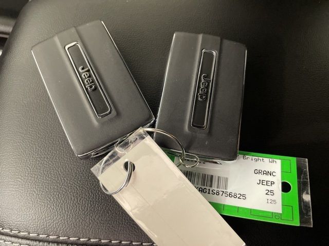 2025 Jeep Grand Cherokee L Laredo 2025 Jeep Grand Cherokee L Laredo