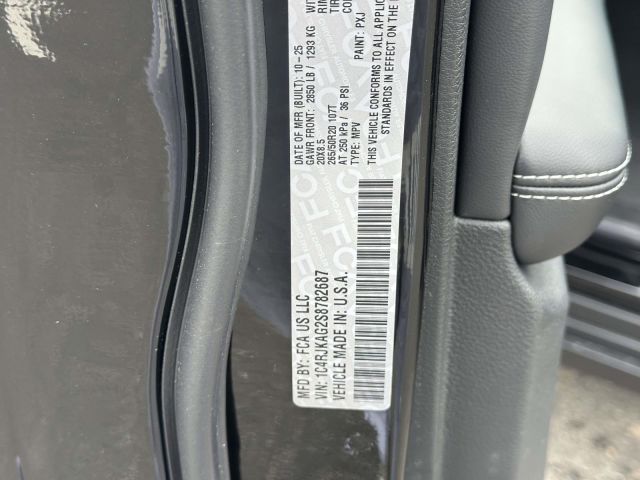 2025 Jeep Grand Cherokee L L ALTITUDE X 4X4 2025 Jeep Grand Cherokee L L ALTITUDE X 4X4