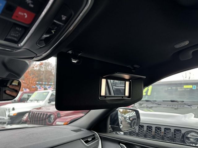 2025 Jeep Grand Cherokee L L ALTITUDE X 4X4 2025 Jeep Grand Cherokee L L ALTITUDE X 4X4