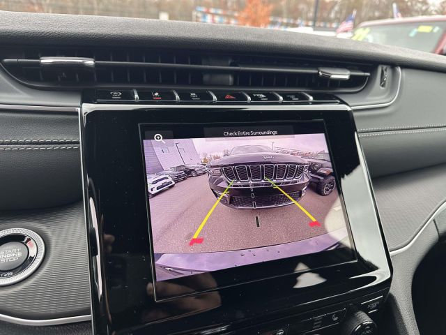 2025 Jeep Grand Cherokee L L ALTITUDE X 4X4 2025 Jeep Grand Cherokee L L ALTITUDE X 4X4