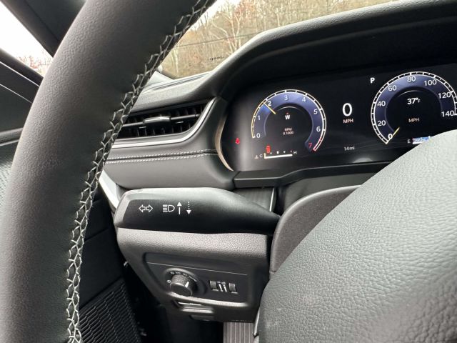 2025 Jeep Grand Cherokee L L ALTITUDE X 4X4 2025 Jeep Grand Cherokee L L ALTITUDE X 4X4