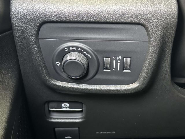 2025 Jeep Grand Cherokee L Altitude X 4x4