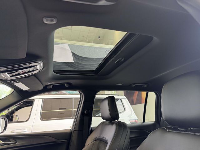 2025 Jeep Grand Cherokee L Altitude X 4x4