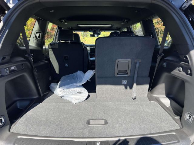 2025 Jeep Grand Cherokee L Altitude X 4x4 2025 Jeep Grand Cherokee L Altitude X 4x4