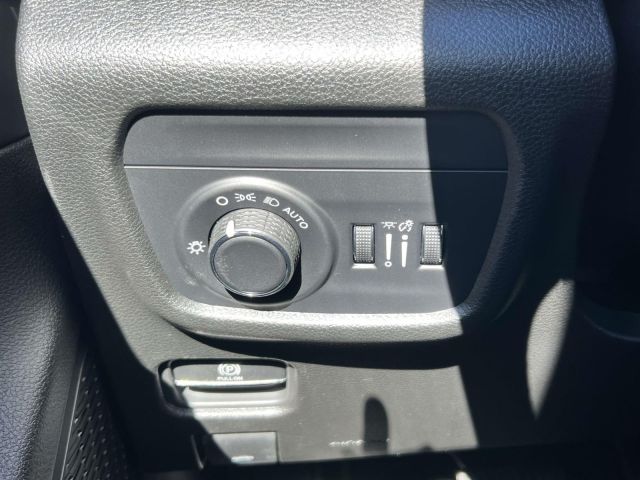 2025 Jeep Grand Cherokee L Altitude X 4x4 2025 Jeep Grand Cherokee L Altitude X 4x4