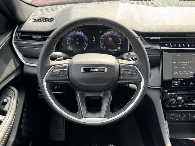 2025 Jeep Grand Cherokee L Altitude X 4x4