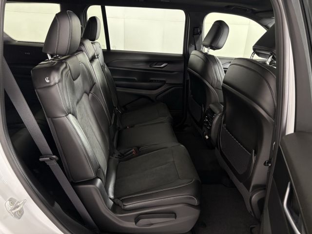 2025 Jeep Grand Cherokee L Altitude X 2025 Jeep Grand Cherokee L Altitude X