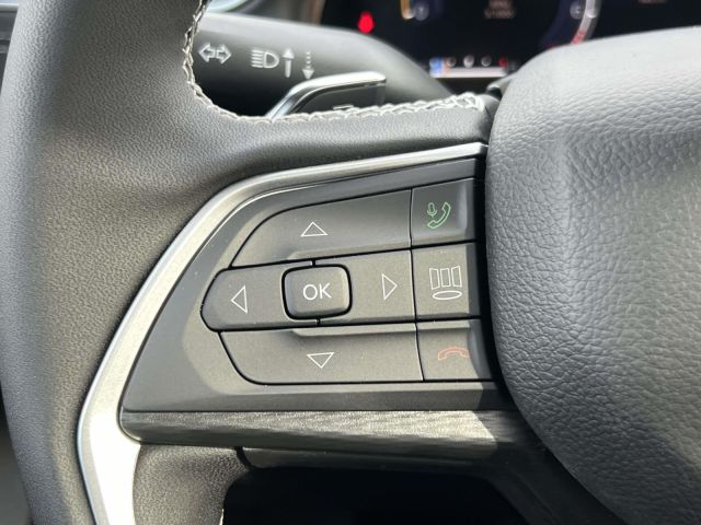 2025 Jeep Grand Cherokee L Altitude X 4x4