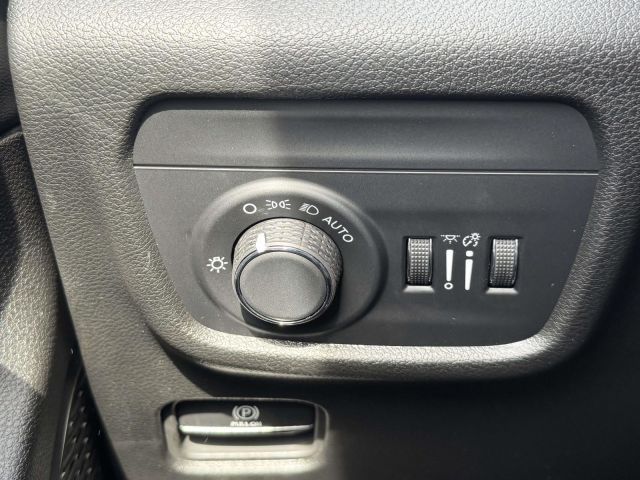 2025 Jeep Grand Cherokee L Altitude X 4x4