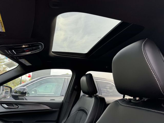 2025 Jeep Grand Cherokee L Altitude X 4x4