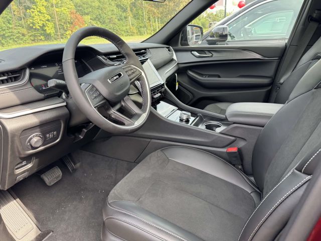 2025 Jeep Grand Cherokee L Altitude X 4x4