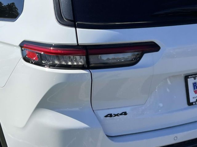 2025 Jeep Grand Cherokee L Altitude X 4x4 2025 Jeep Grand Cherokee L Altitude X 4x4