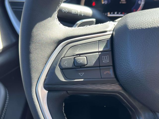 2025 Jeep Grand Cherokee L Altitude X 4x4 2025 Jeep Grand Cherokee L Altitude X 4x4