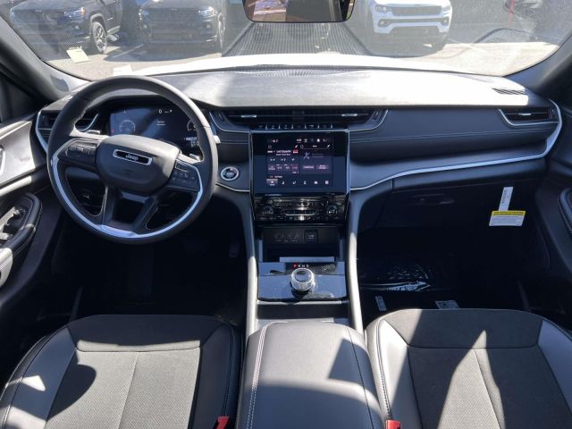 2025 Jeep Grand Cherokee L Altitude X 4x4 2025 Jeep Grand Cherokee L Altitude X 4x4