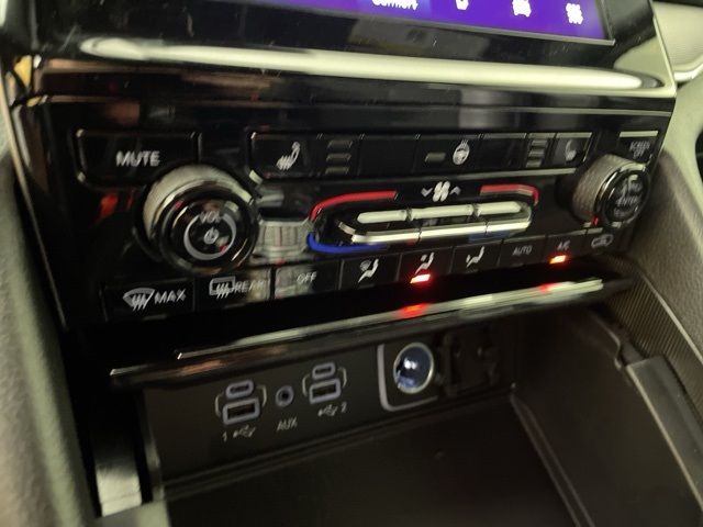 2025 Jeep Grand Cherokee L Altitude 2025 Jeep Grand Cherokee L Altitude