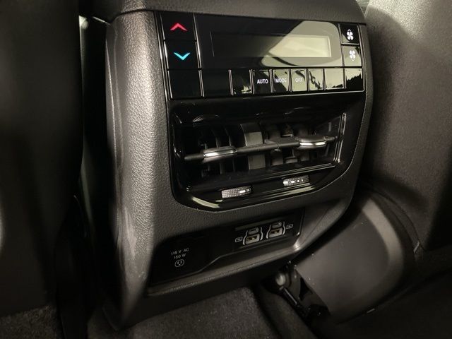 2025 Jeep Grand Cherokee L Altitude 2025 Jeep Grand Cherokee L Altitude