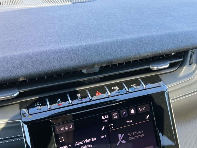 2025 Jeep Grand Cherokee L Altitude X 4x4 2025 Jeep Grand Cherokee L Altitude X 4x4