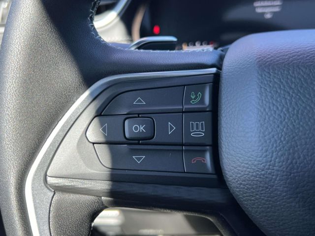 2025 Jeep Grand Cherokee L Altitude X 4x4 2025 Jeep Grand Cherokee L Altitude X 4x4