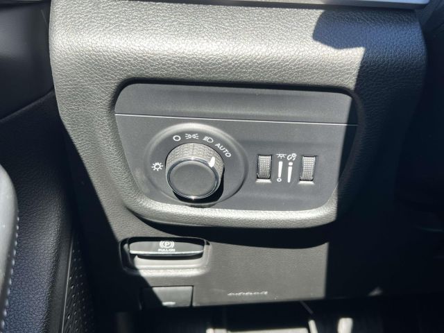 2025 Jeep Grand Cherokee L Altitude X 4x4 2025 Jeep Grand Cherokee L Altitude X 4x4