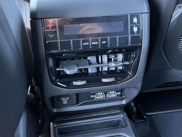 2025 Jeep Grand Cherokee L Altitude X 4x4 2025 Jeep Grand Cherokee L Altitude X 4x4