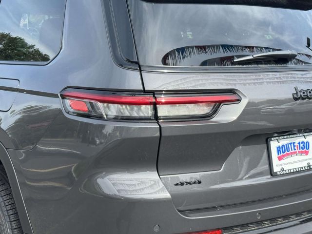 2025 Jeep Grand Cherokee L Limited 4x4