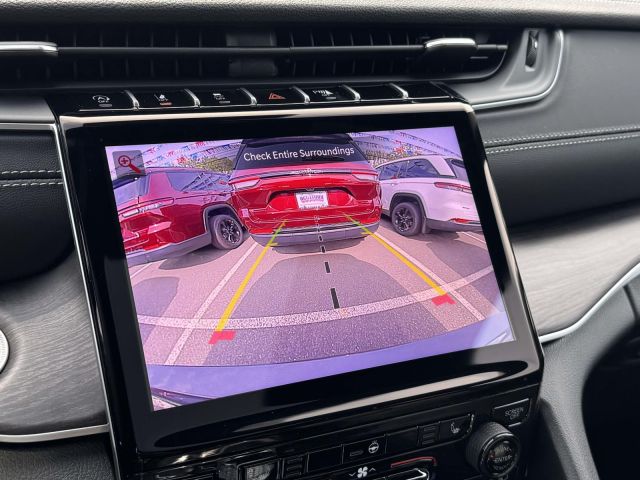 2025 Jeep Grand Cherokee L Limited 4x4